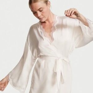 Victoria’s secret Bridal robe